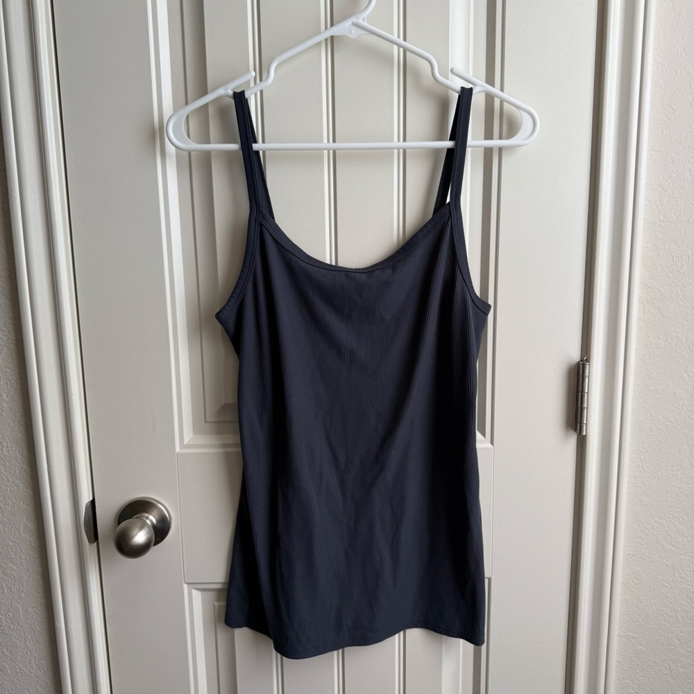 Gray tank top